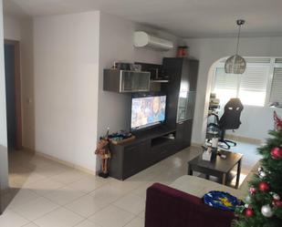 Living room of Flat for sale in Algeciras  with Terrace and Balcony