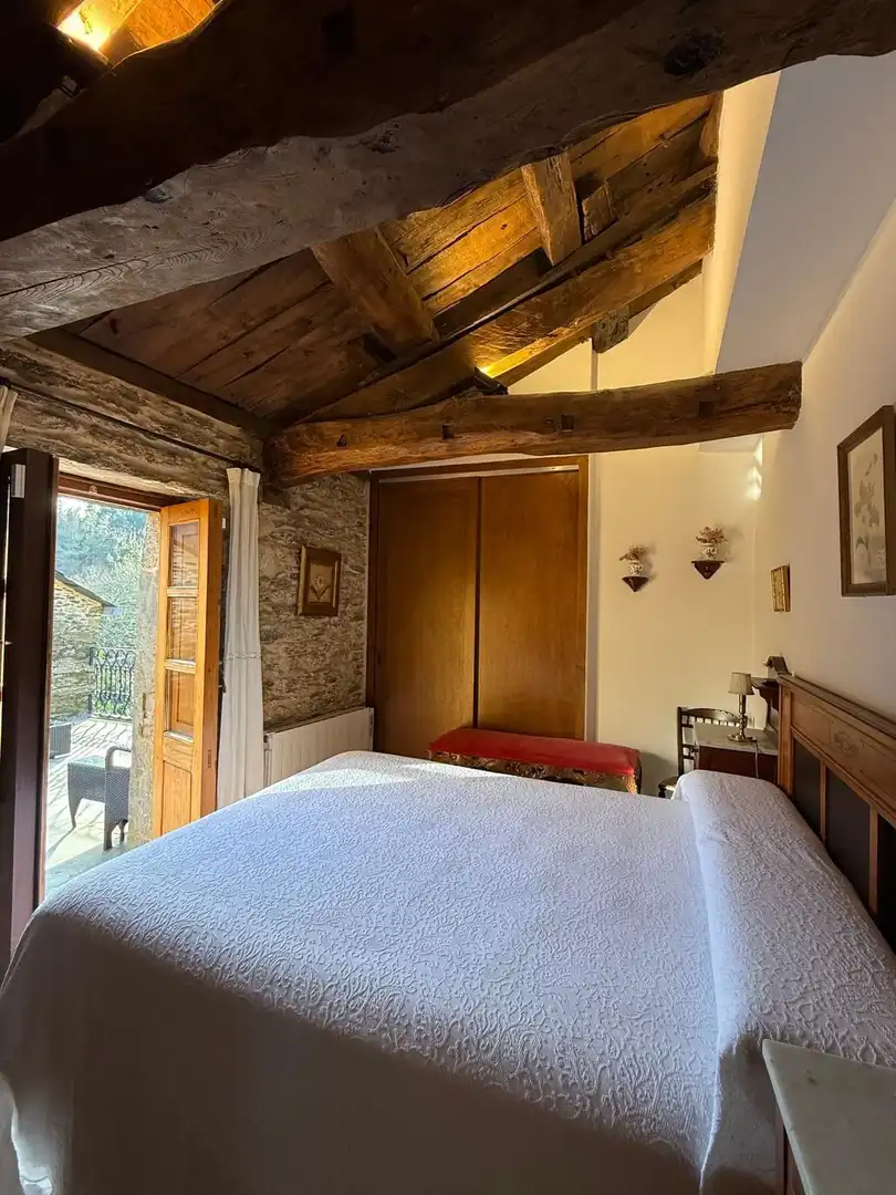 Habitación de Finca rústica en venta en Monfero con Calefacción, Jardín privado y Amueblado