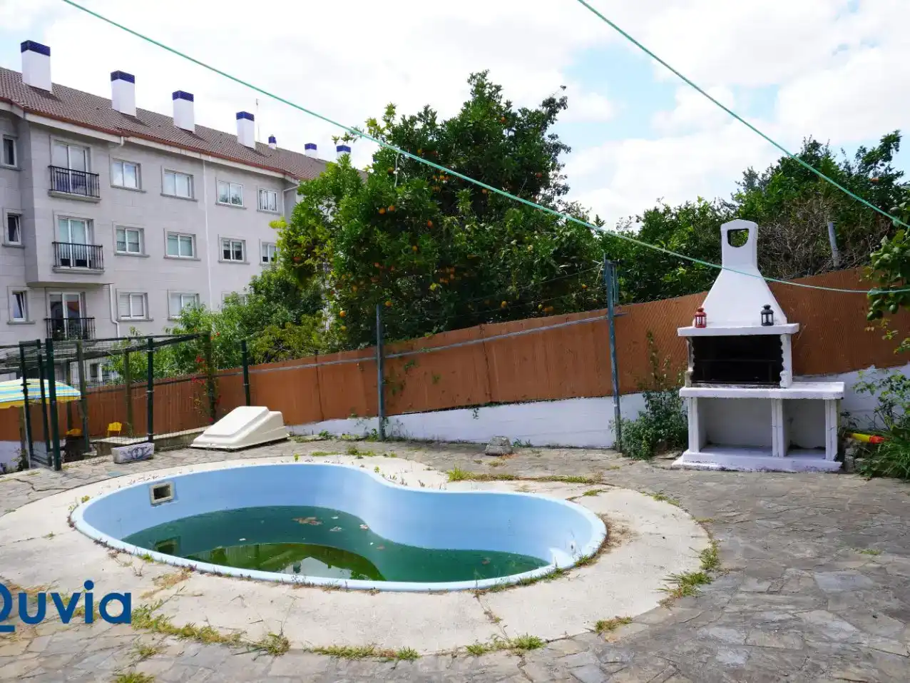 Piscina de Pis per a compartir en Oleiros amb Jardí privat, Parquet i Traster