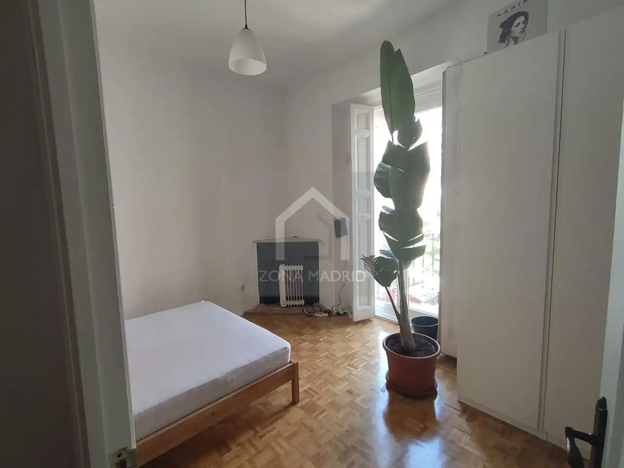 Habitación de Piso en venta en Madrid con Trastero