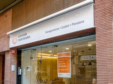 Oficina en alquiler en Carrer Doctor Combelles 34
