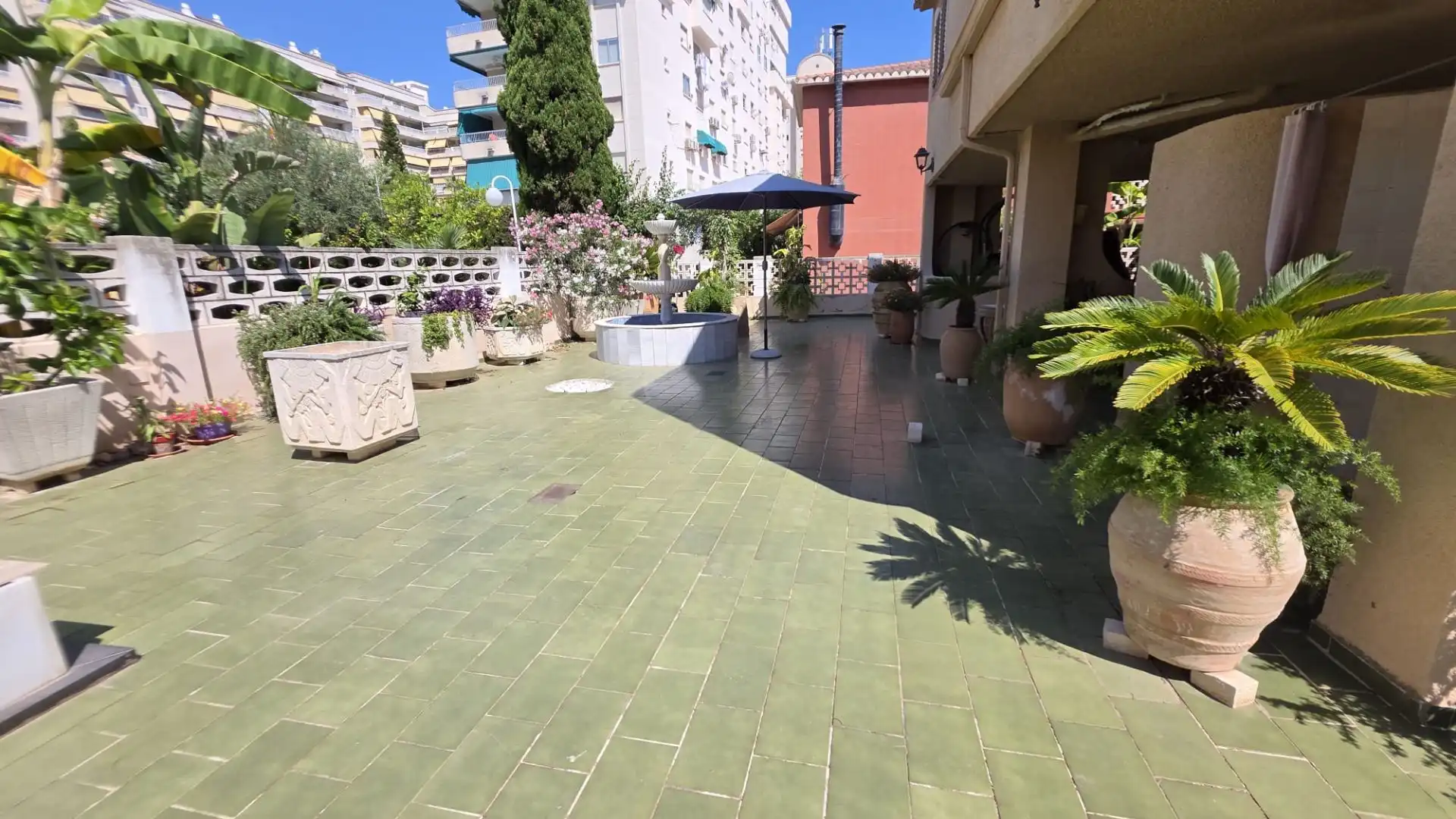 Casa con jardín en venta en Playa de Gandia, imagen 2