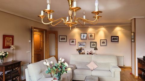 Photo 3 of Flat for sale in Calle Villafranca de Duero, 12, Las Villas - Valparaiso - El Peral, Valladolid Capital