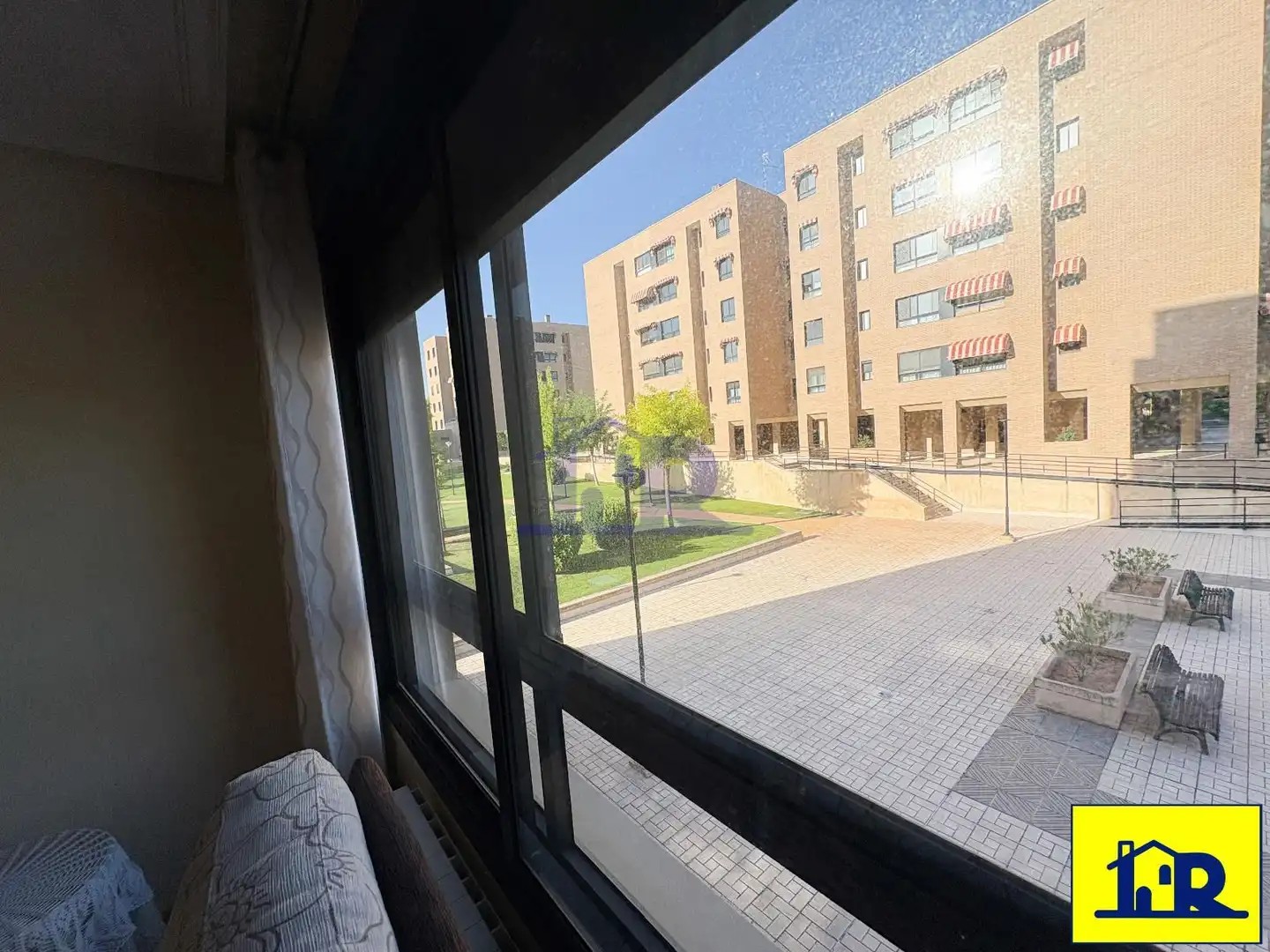 Vista exterior de Pis en venda en Cuenca amb Calefacció, Terrassa i Traster