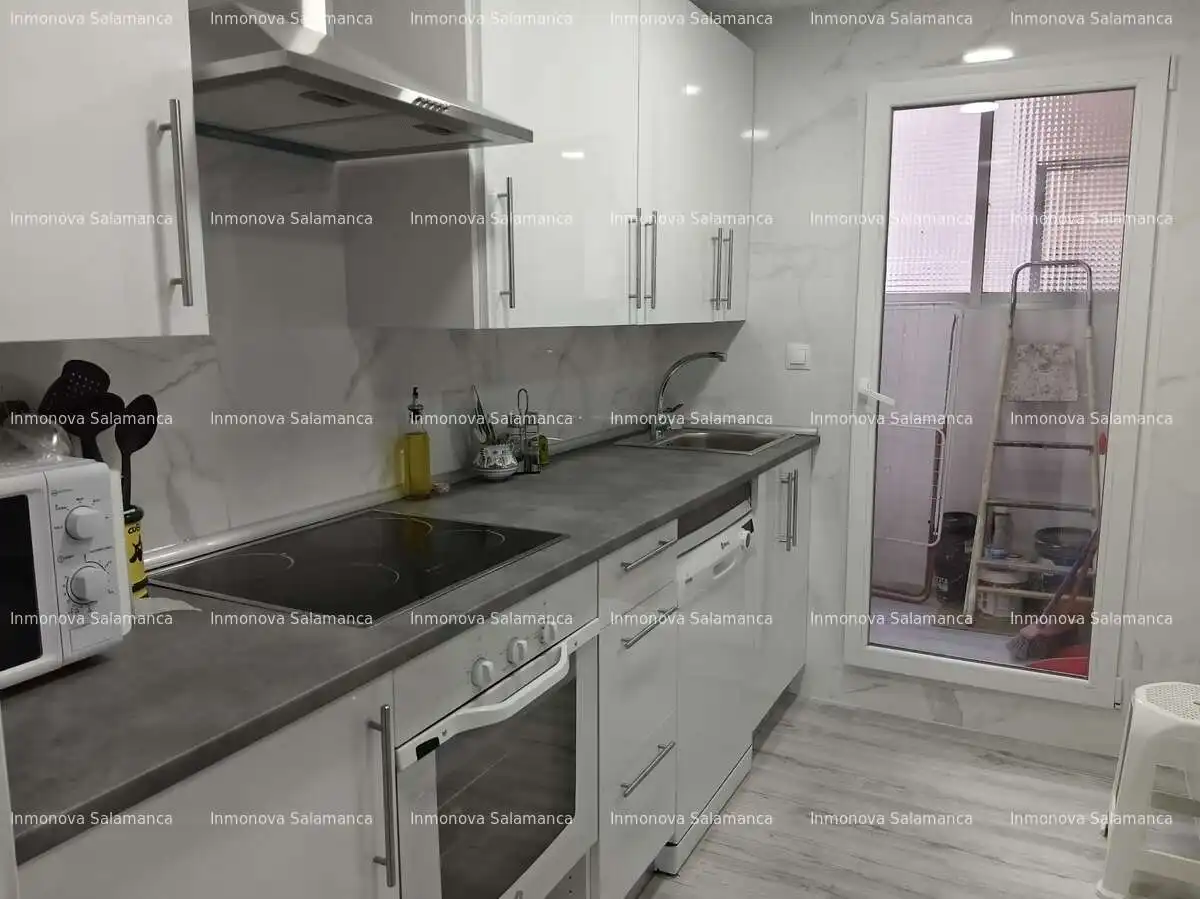 Küche von Wohnung zur Miete in Salamanca mit Heizung, Terrasse und Möbliert