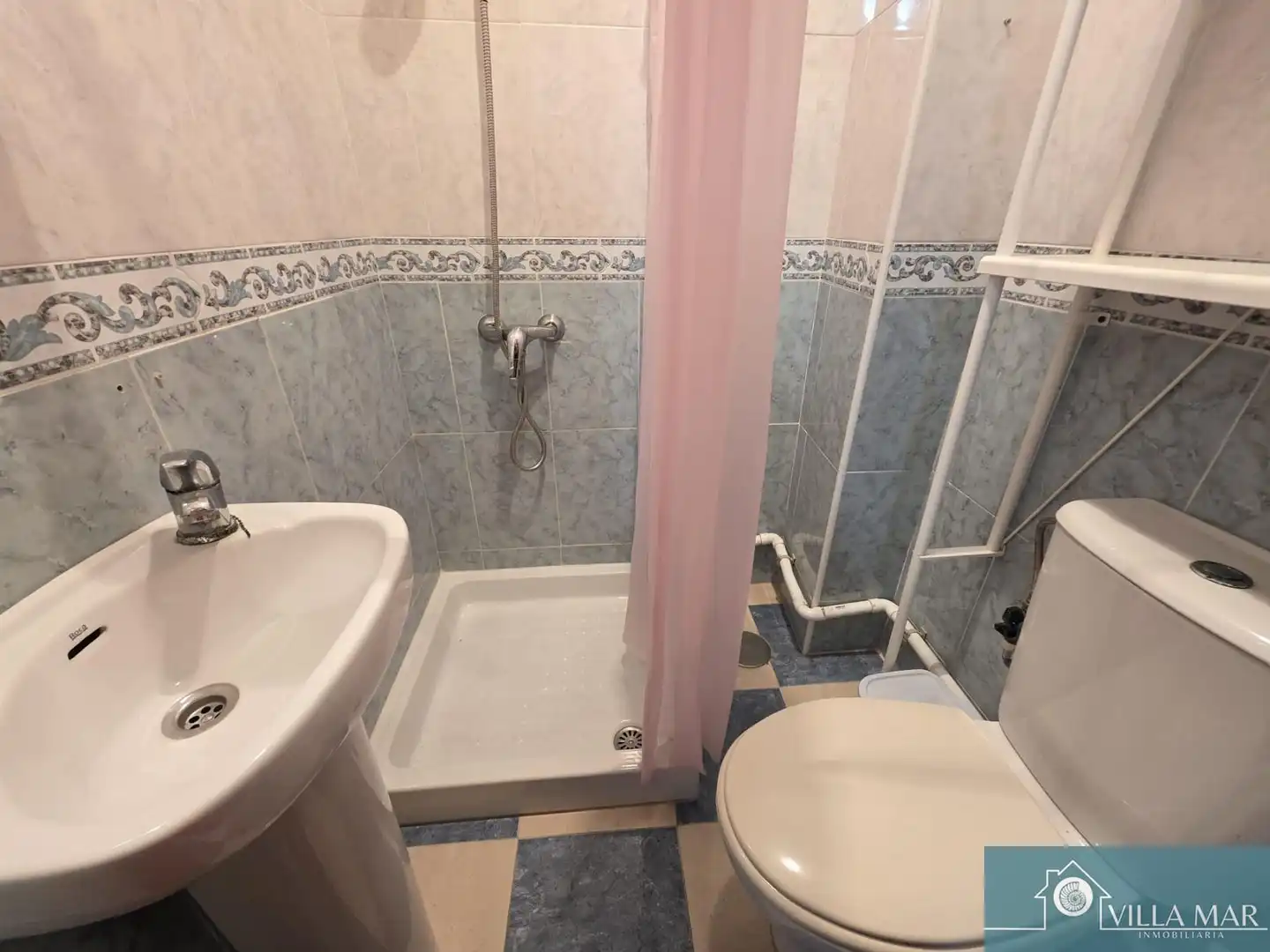 Baño de Piso en venta en Rota con Terraza