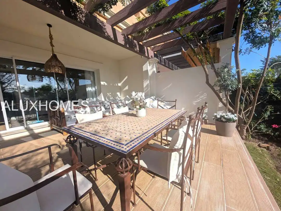 Terraza de Casa o chalet en venta en La Alcaidesa con Aire acondicionado, Calefacción y Jardín privado