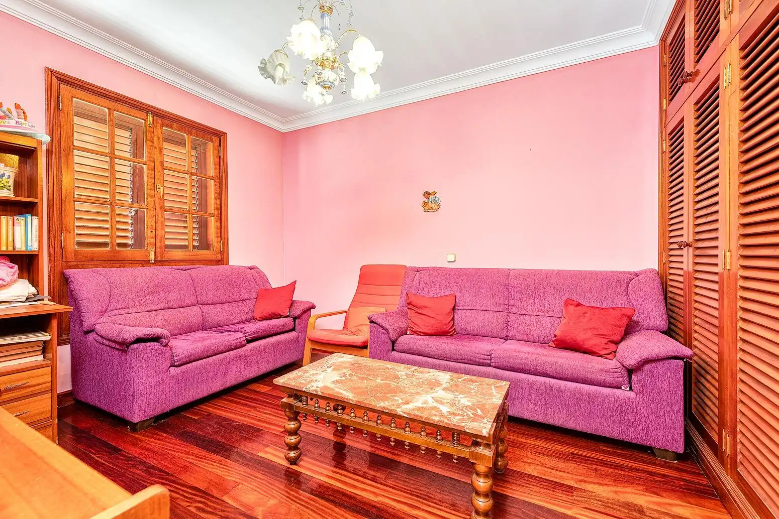 Sala d'estar de Casa o xalet en venda en Las Palmas de Gran Canaria amb Aire condicionat, Jardí privat i Terrassa