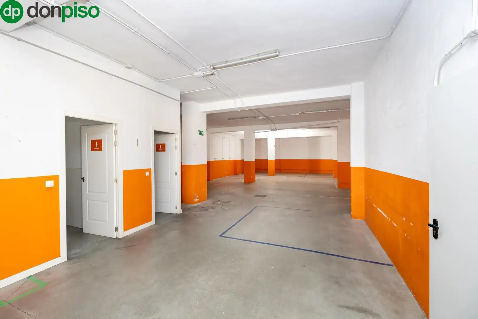 Local comercial en venta en Calle Calle Abderrahmán 11, imagen 16