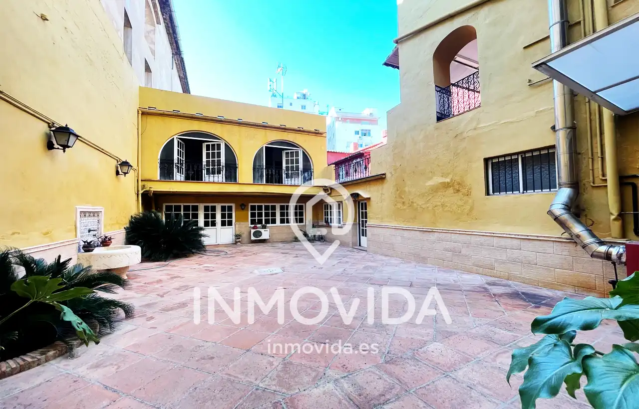 Exterior view of Houses for sale in Xàtiva  with Air Conditioner, Terrace and Furnished