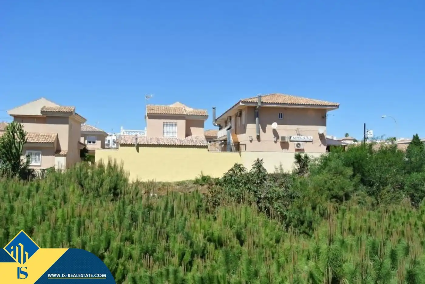 Außenansicht von Haus oder Chalet zur Miete in Torrevieja mit Klimaanlage, Terrasse und Schwimmbad
