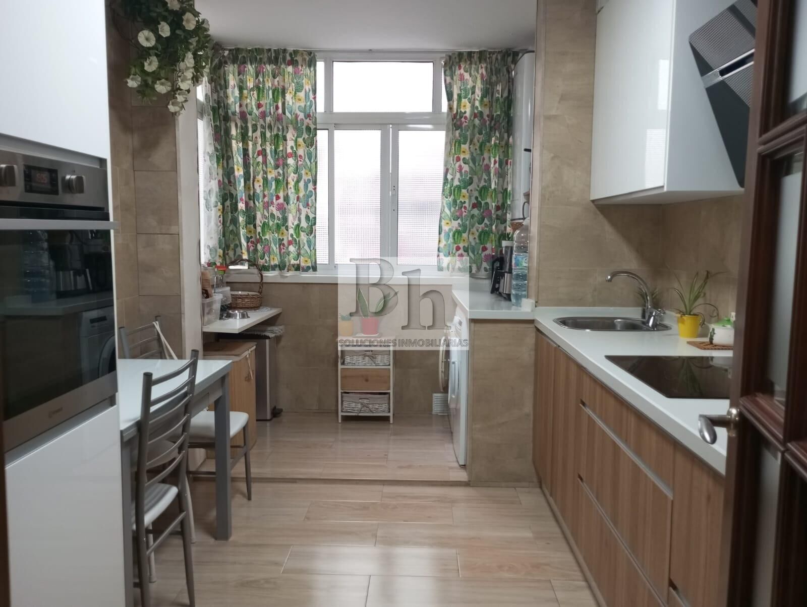 Kitchen of Flat for sale in Málaga Capital  with Air Conditioner, Heating and Terrace