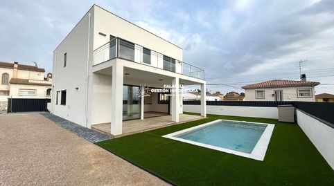 Foto 4 de Casa o xalet en venda a Francesc Pujol, 1, La Franquesa - Oasis Park, El Vendrell