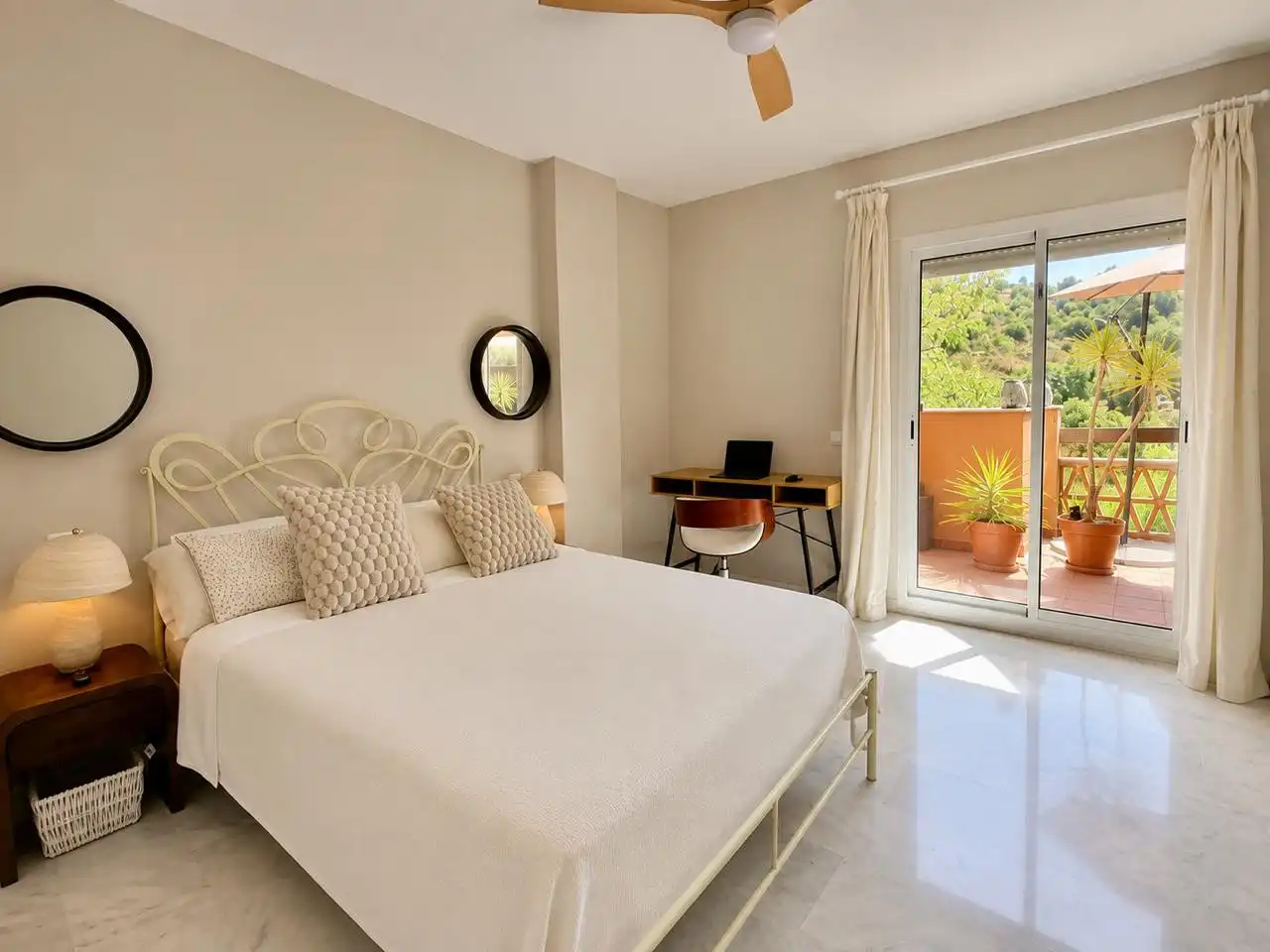 Dormitori de Apartament de lloguer en Elviria - Cabopino