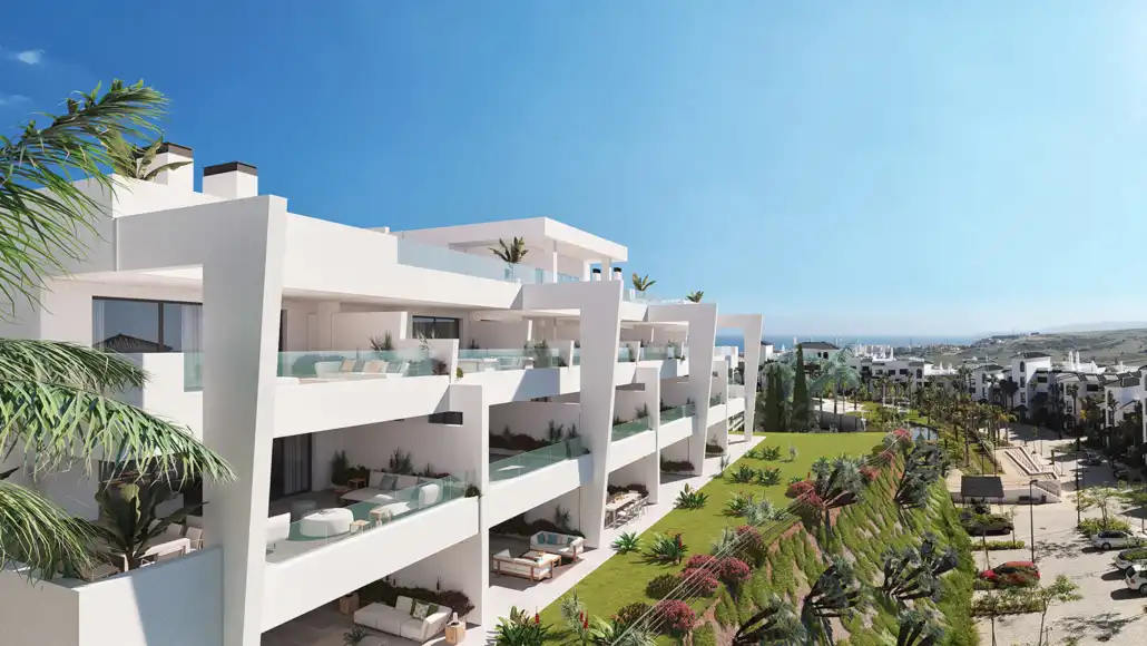 Apartment with pool for sale in Altos de Estepona