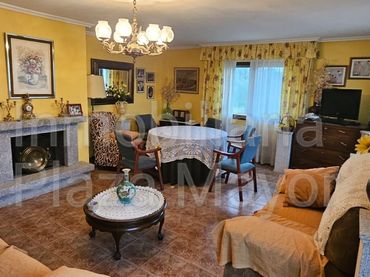 Xalet amb balcó en venda a El Pino de Tormes