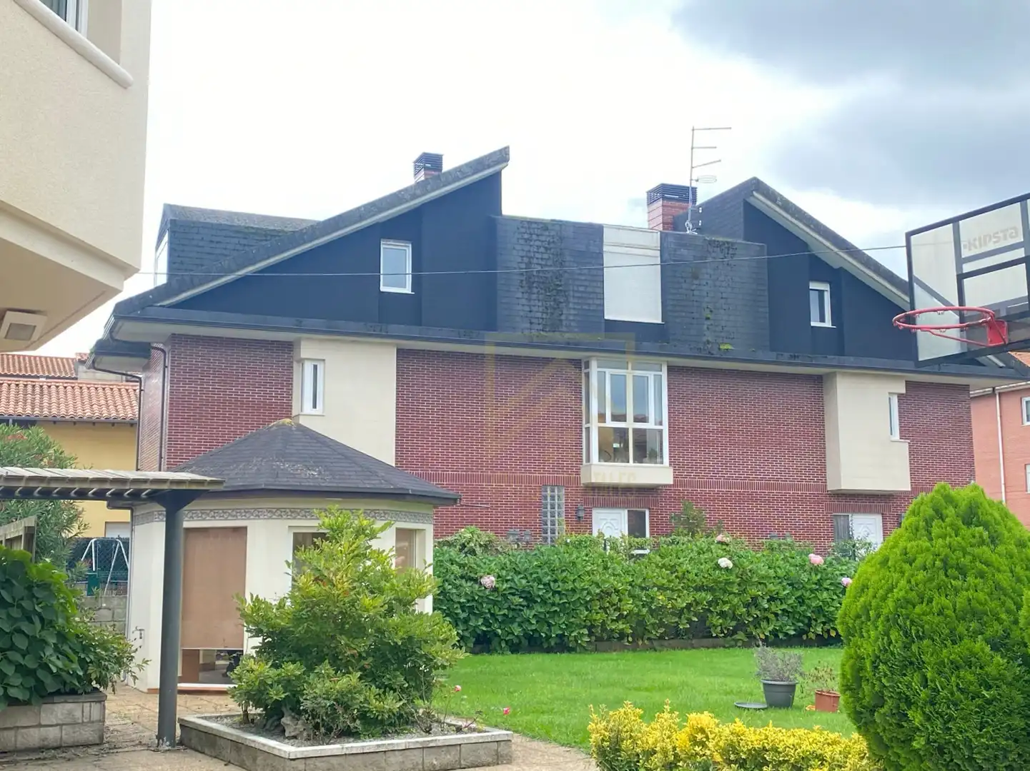 Detached homes for sale in Los Corrales de Buelna
