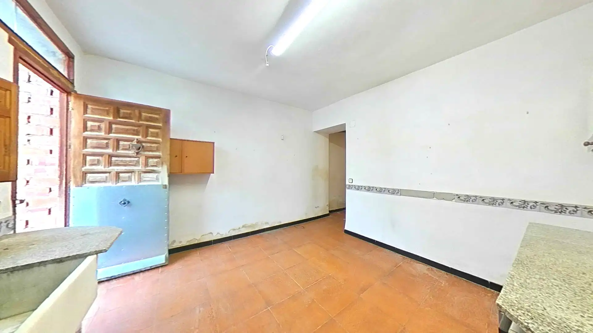 Cuina de Casa o xalet en venda en Marines amb Jardí privat