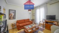 Living room of Flat for sale in  Madrid Capital  with Air Conditioner