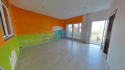 Foto 4 de Casa adosada en venta en Advocat Viladot, Can Puiggener, Sabadell