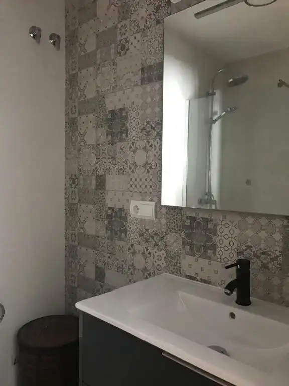 Baño de Edificio en venta en San Martín del Tesorillo con Alarma