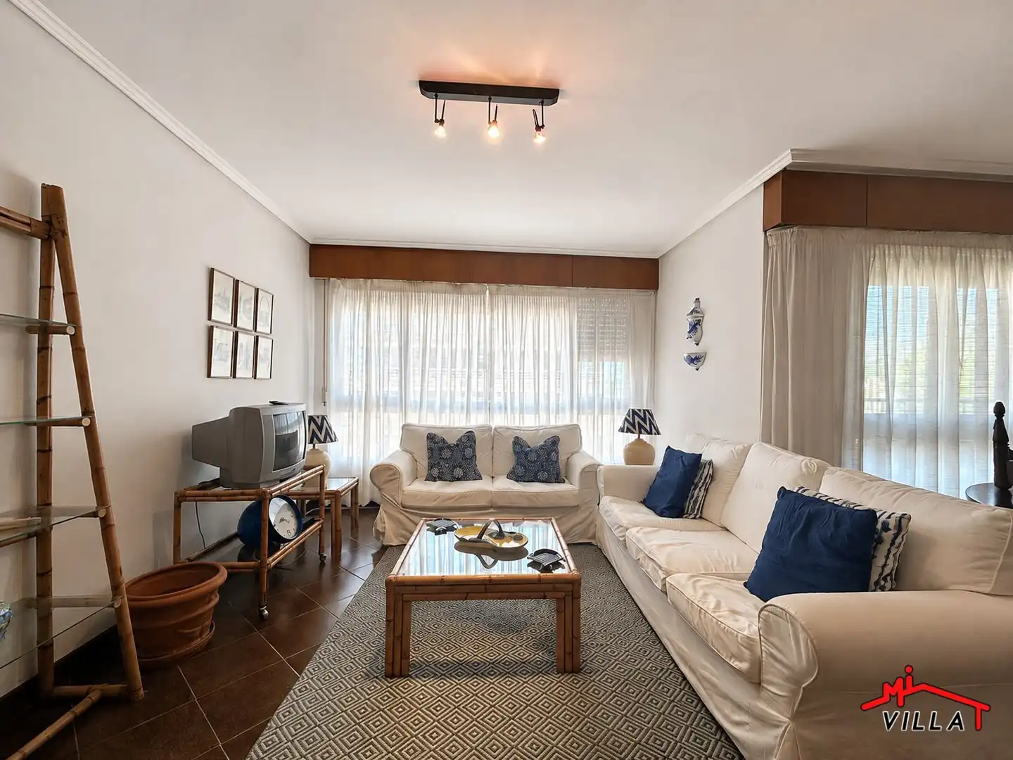 Sala de estar de Piso en venta en Laredo con Calefacción y Terraza