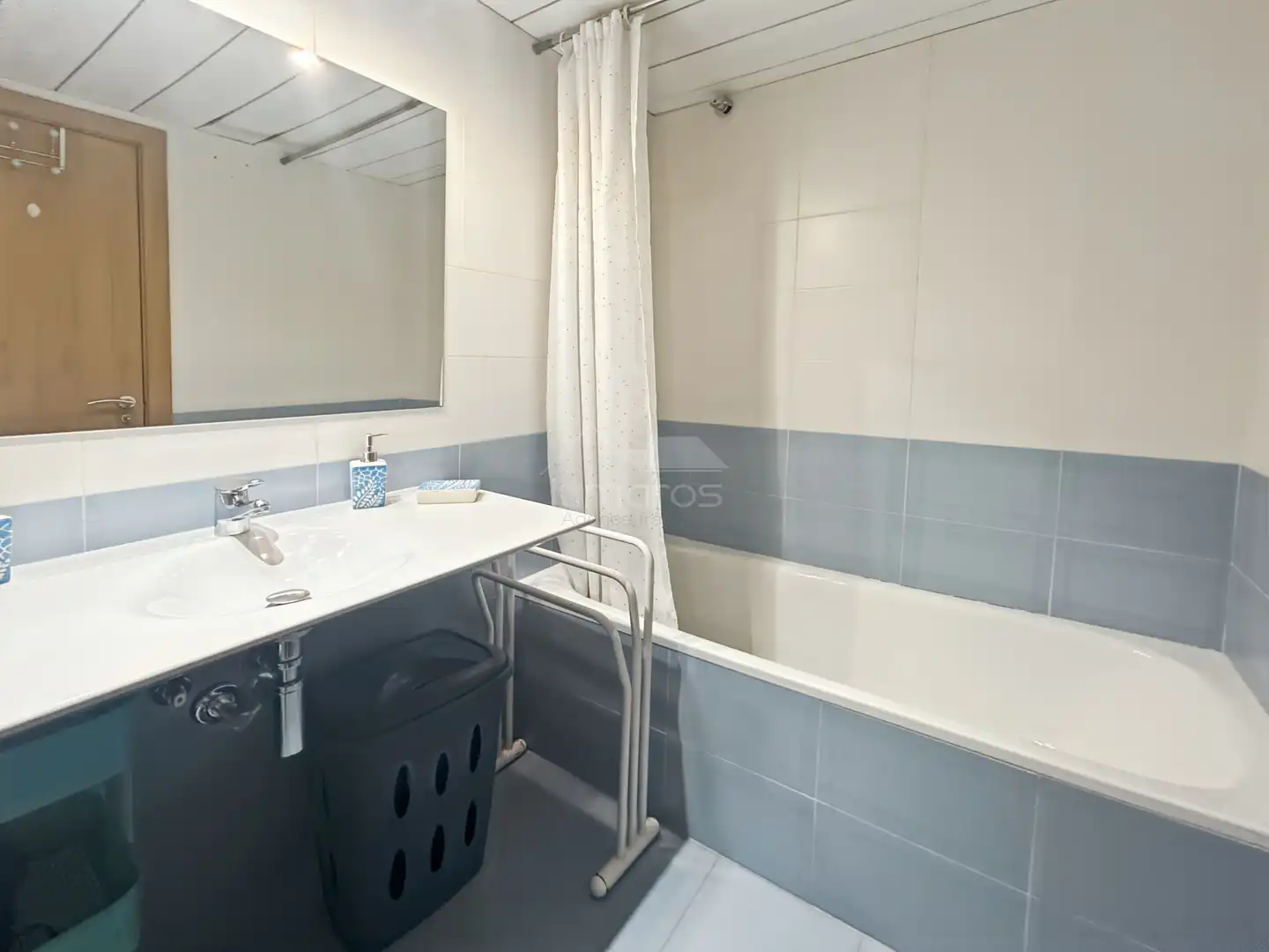 Baño de Piso en venta en Empuriabrava con Aire acondicionado, Calefacción y Terraza