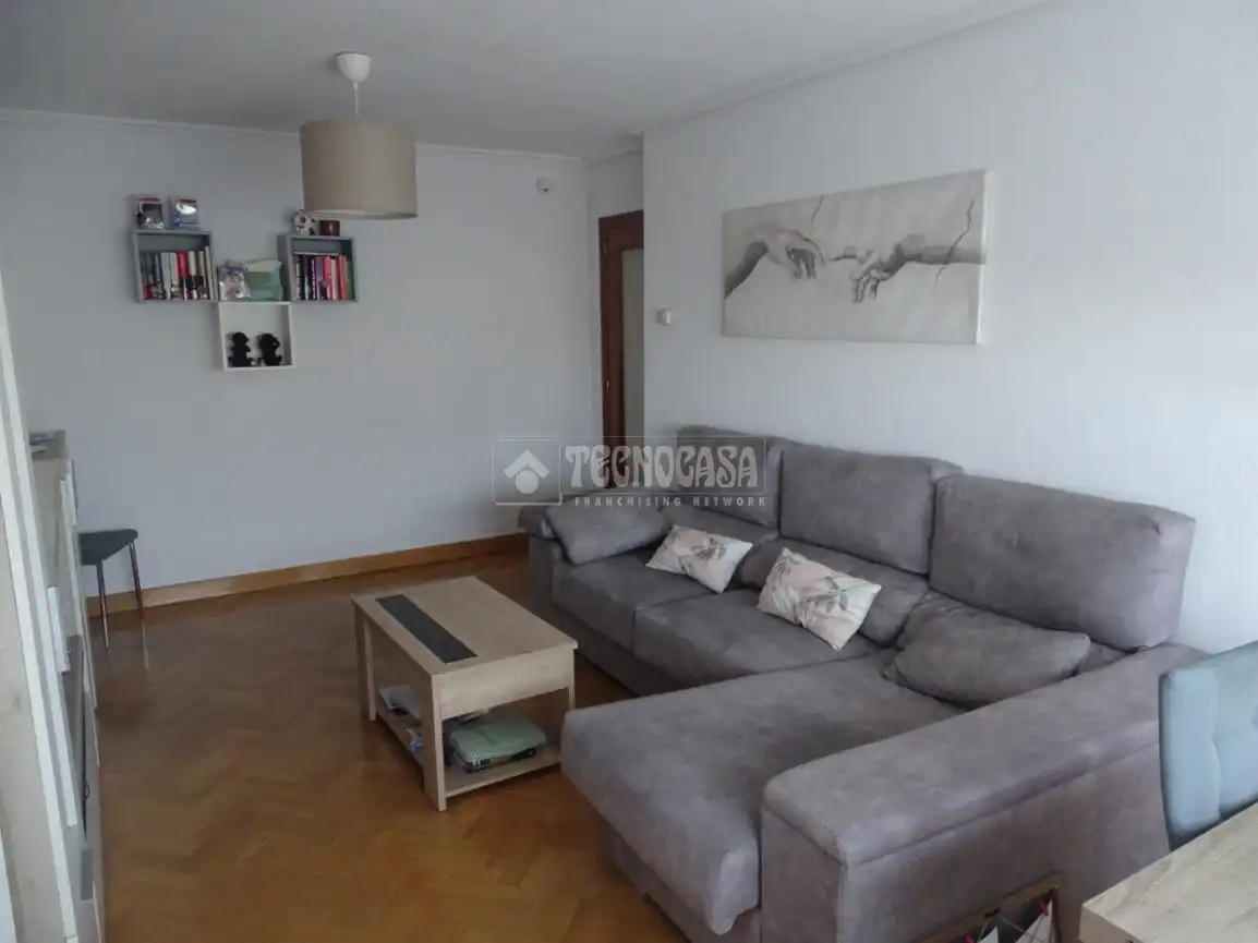 Sala de estar de Piso en venta en Valladolid con Aire acondicionado y Calefacción