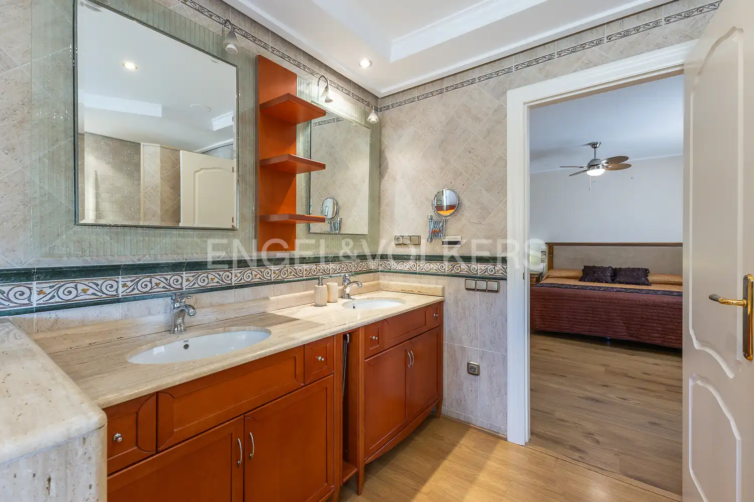 Bathroom of Houses for sale in Ontinyent  with Air Conditioner, Heating and Private garden