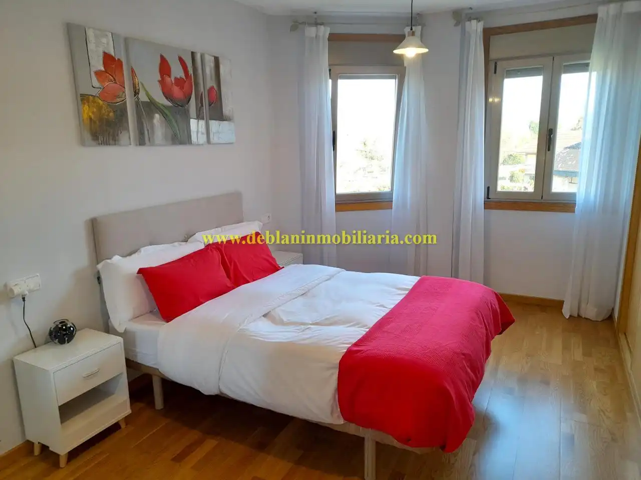 Dormitori de Casa o xalet de lloguer en Tui amb Calefacció, Jardí privat i Terrassa