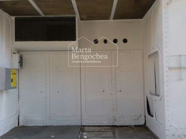Business premises for sale in CALLE DULZAINA, 4