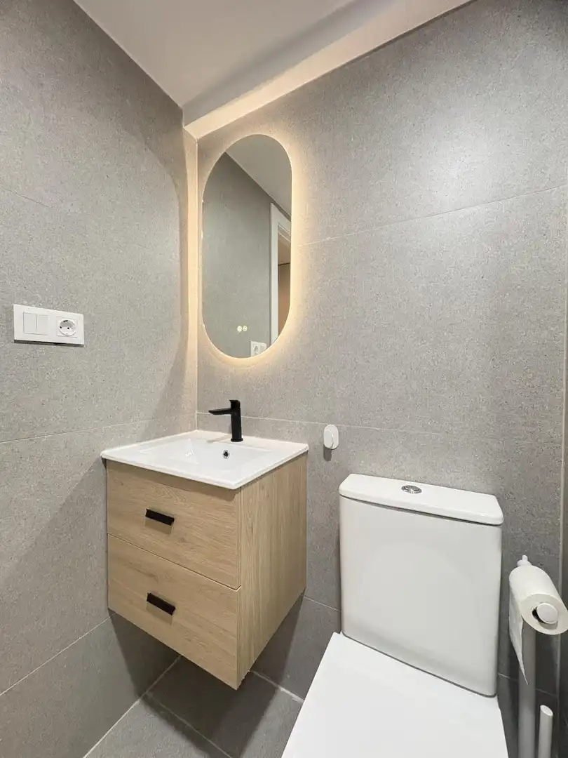 Bathroom of Duplexes for rent in Villa de Vallecas