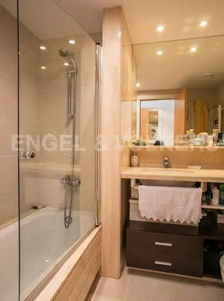 Bathroom of Flat for rent in Sant Martí