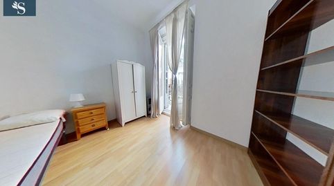 Foto 2 de Apartament de lloguer a Cortes - Huertas, Madrid Capital