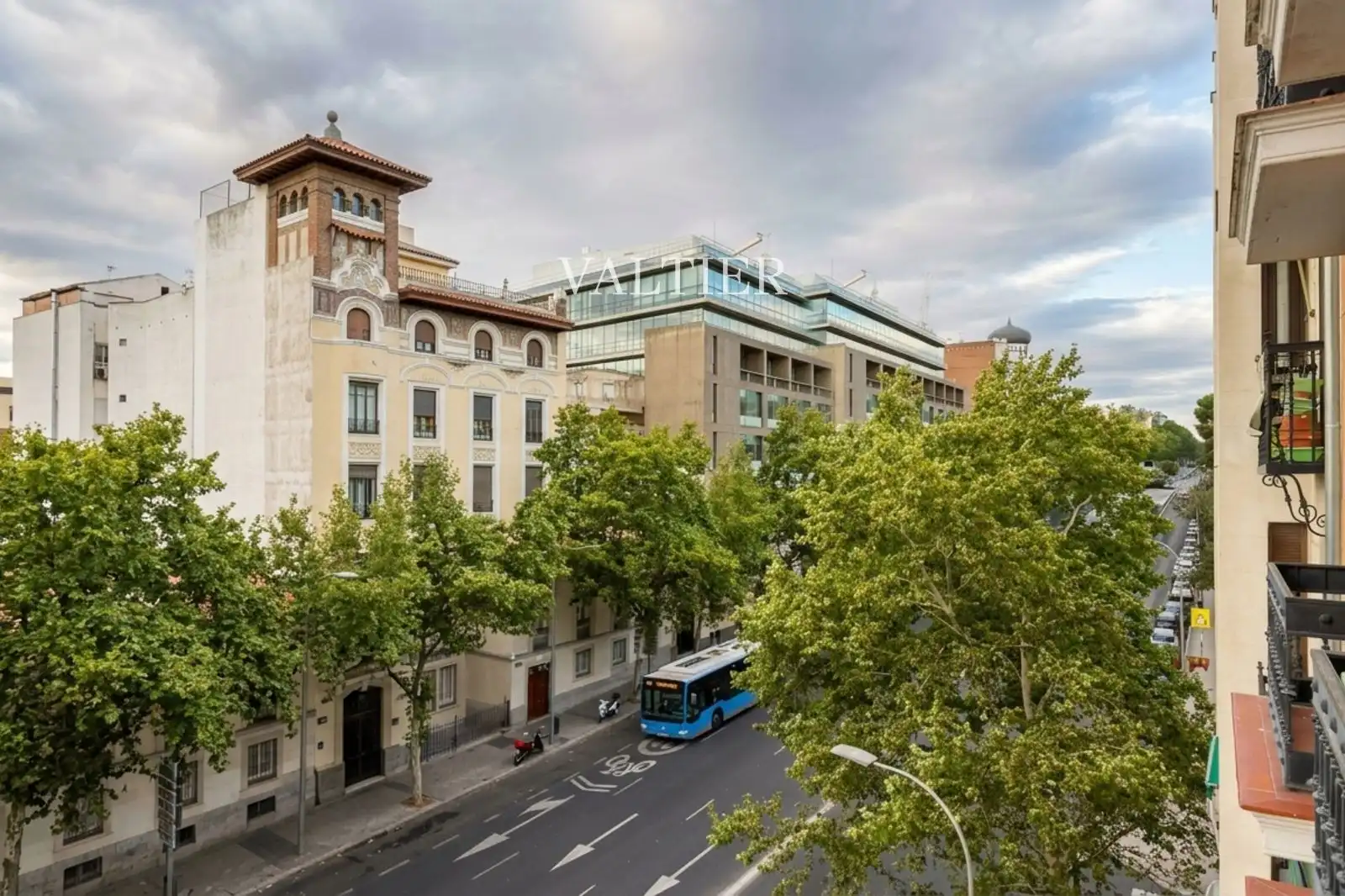 Exterior view of Flat for rent in Madrid  with Air Conditioner, Terrace and Furnished