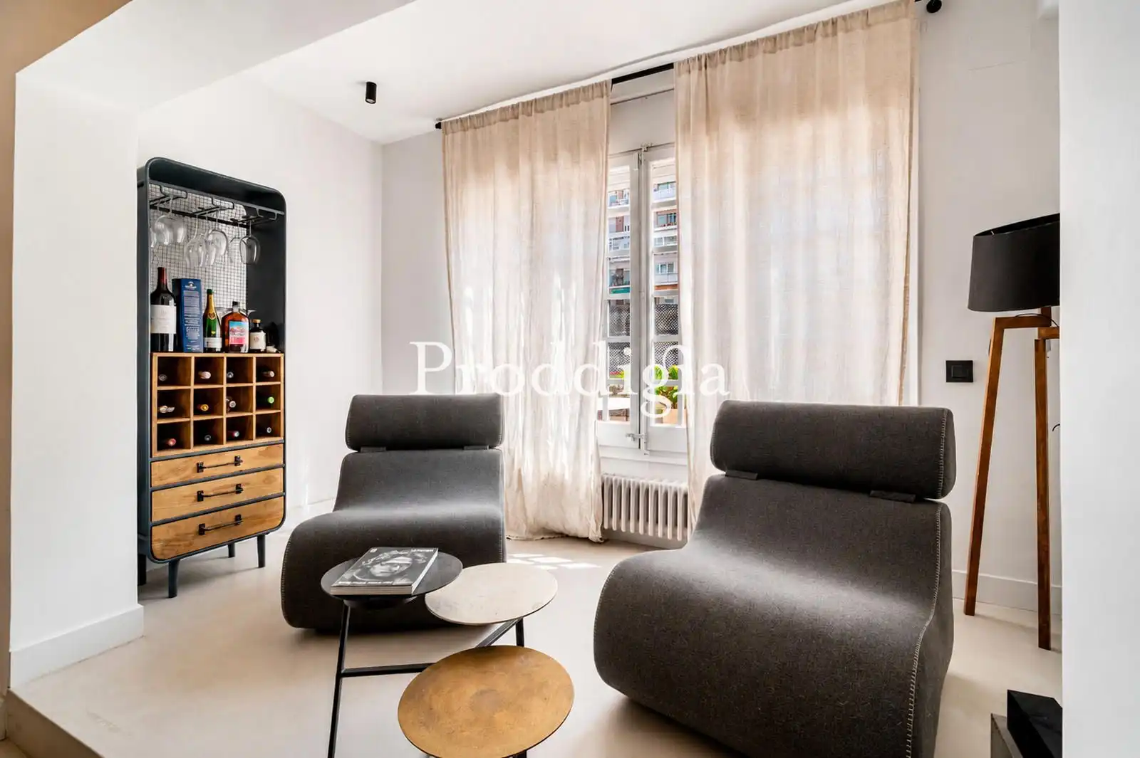 Living room of Flat for sale in Barcelona  with Air Conditioner, Heating and Terrace