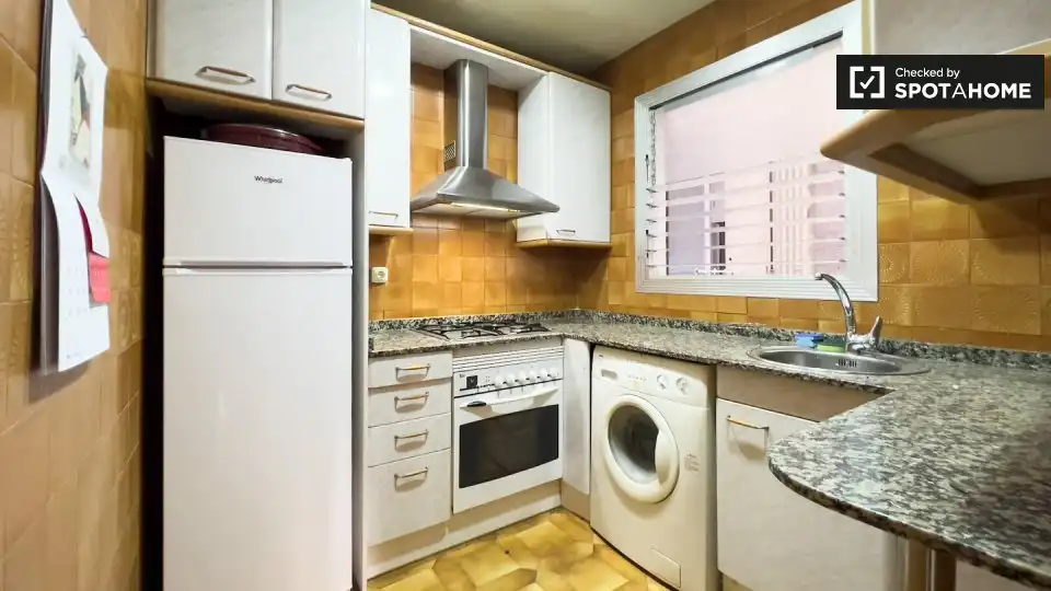 Kitchen of Flat for rent in Barcelona  with Air Conditioner, Heating and Furnished