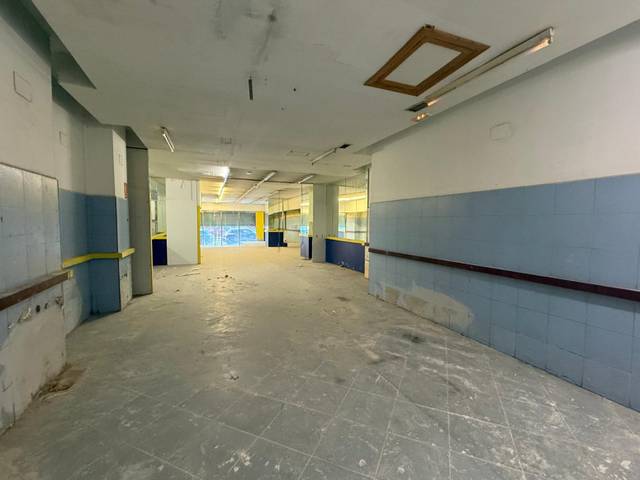 Local comercial en Alquiler en Piedras Blancas - Castillo de Gauzón, 4 en Piedras Blancas