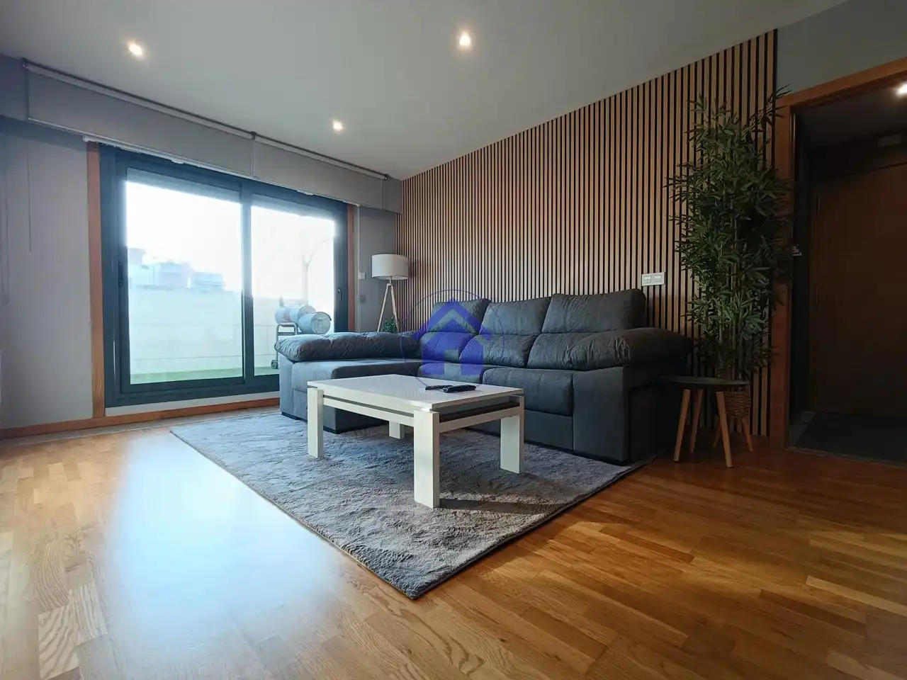Sala de estar de Piso de alquiler en Vigo  con Calefacción, Terraza y Piscina