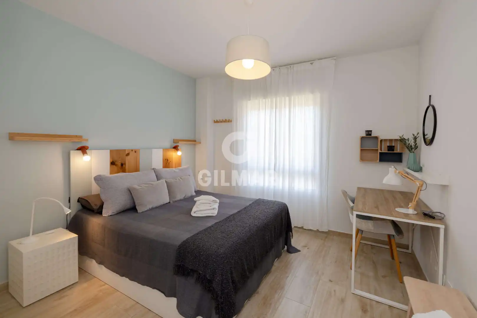 Dormitori de Apartament en venda en Estepona amb Calefacció, Jardí privat i Piscina