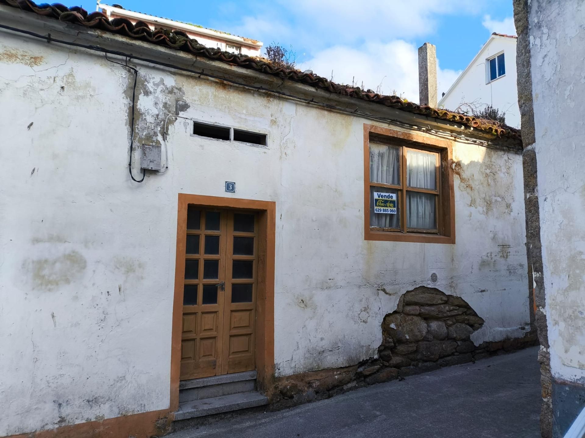 Exterior view of House or chalet for sale in Laxe