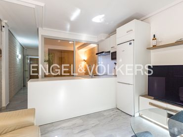 Piano terra con balcone in vendita a Aiguadolç - Sant Sebastià