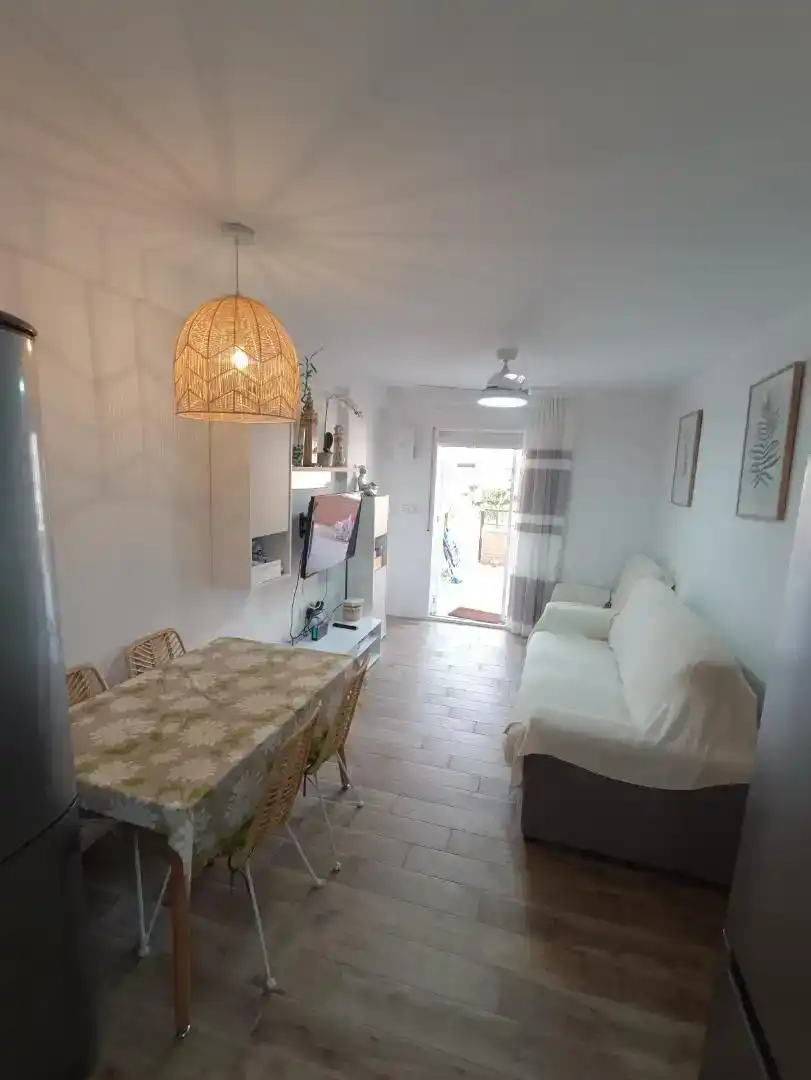 Wohnzimmer von Erdgeschoss zur Miete in Pilar de la Horadada mit Klimaanlage