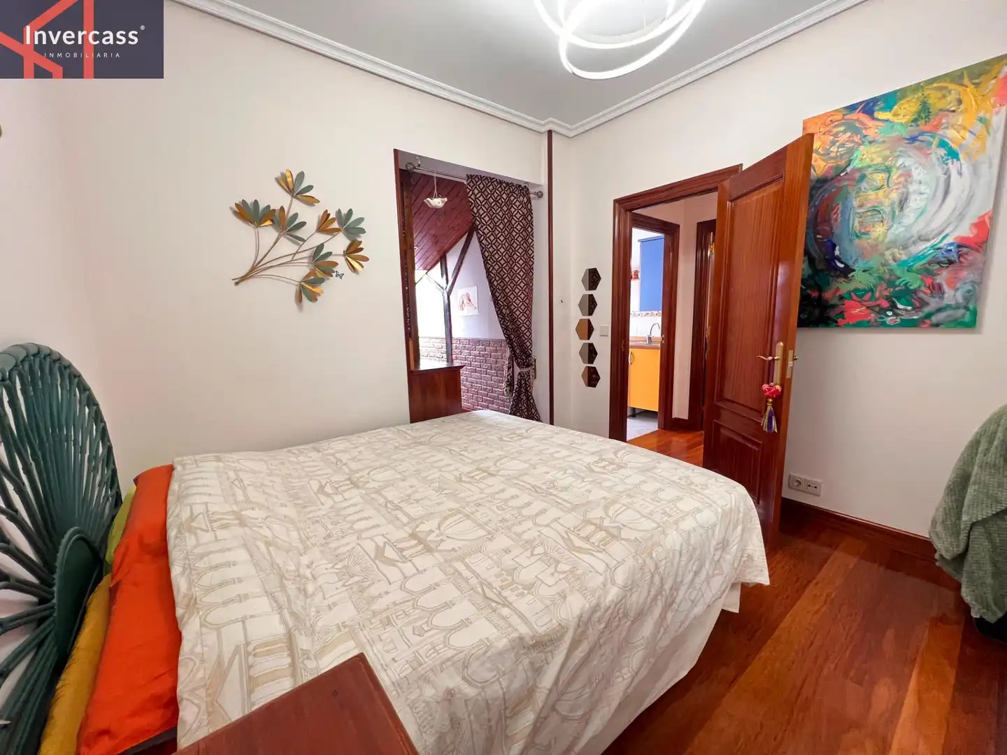 Schlafzimmer von Wohnung zum Verkauf in Castro-Urdiales mit Möbliert