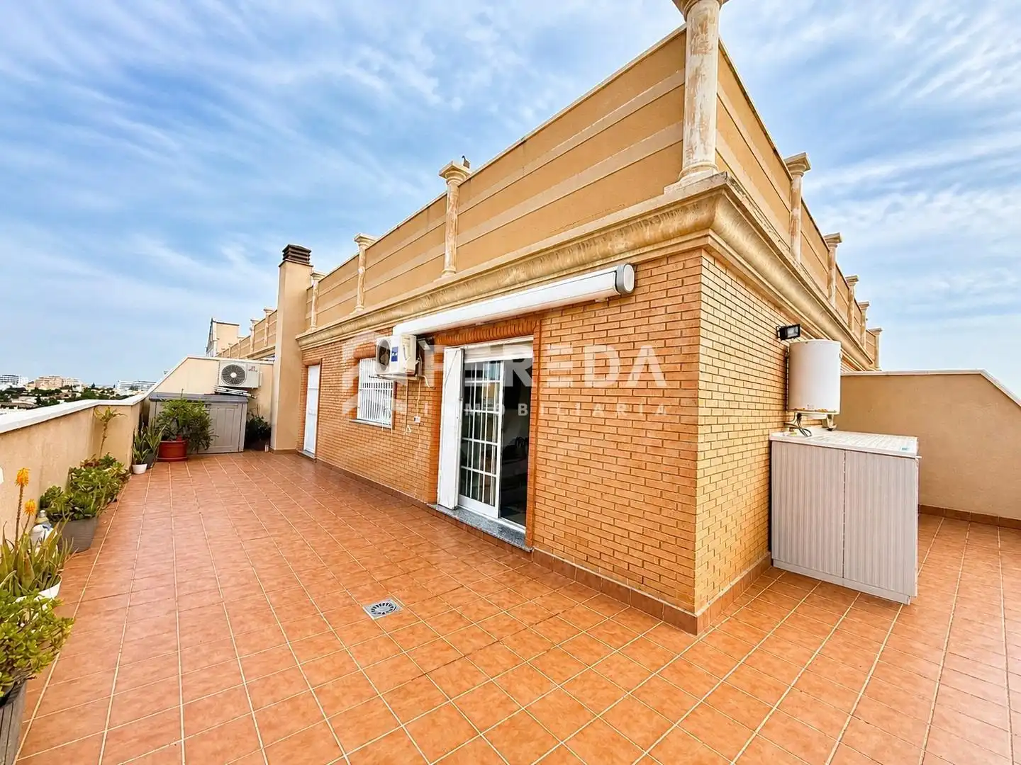 Terraza de Ático en venta en Roquetas de Mar con Aire acondicionado, Terraza y Piscina comunitaria