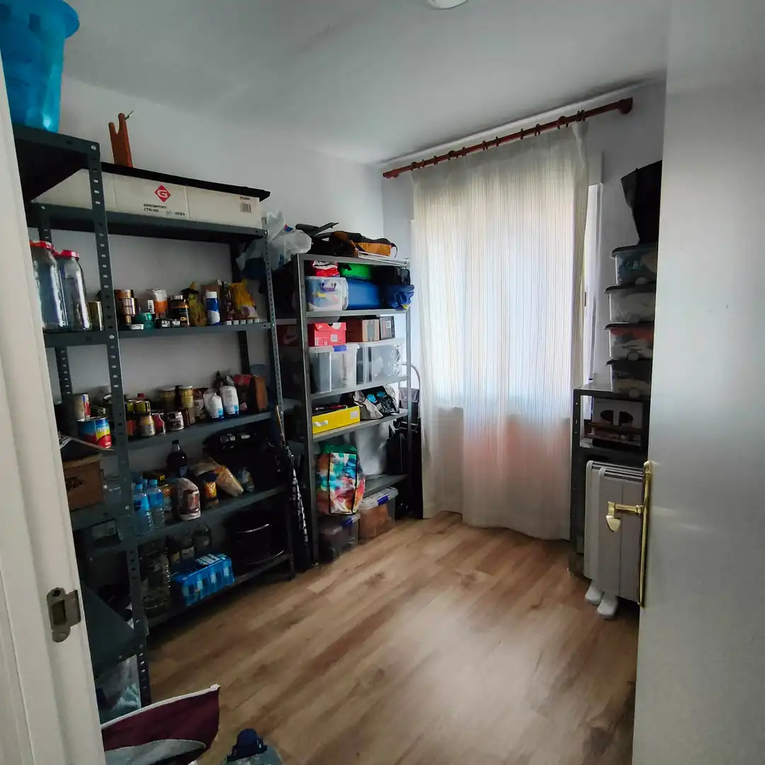 Kitchen of Flat for sale in Igualada  with Heating, Parquet flooring and Oven