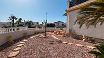 Jardí de Casa o xalet en venda en Orihuela amb Aire condicionat, Piscina i Moblat