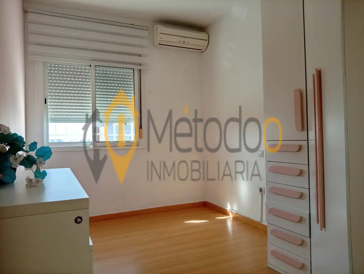 Flat for rent in Sevilla  with Air Conditioner, Heating and Parquet flooring