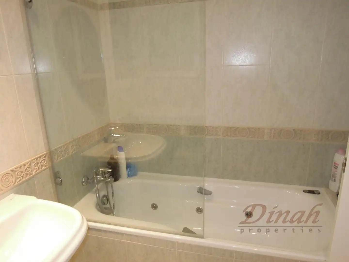 Badezimmer von Wohnungen zur Miete in Altea mit Klimaanlage, Heizung und Möbliert