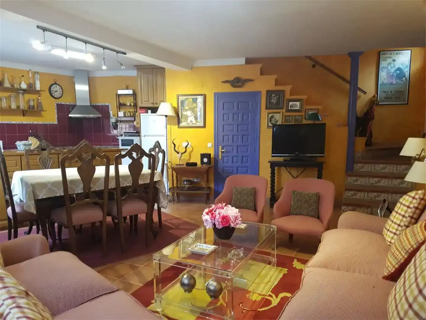 Sala d'estar de Finca rústica en venda en Retortillo de Soria amb Moblat, Forn i Rentadora